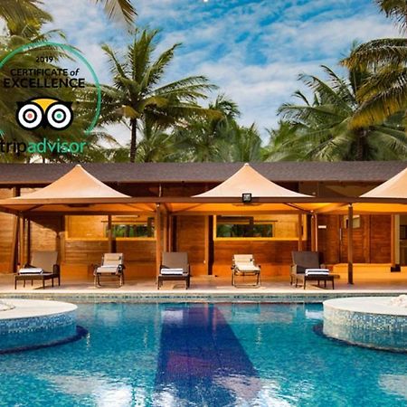 Sterling Anaikatti Hotel Varagampadi Buitenkant foto