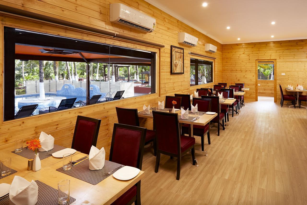 Sterling Anaikatti Hotel Varagampadi Buitenkant foto