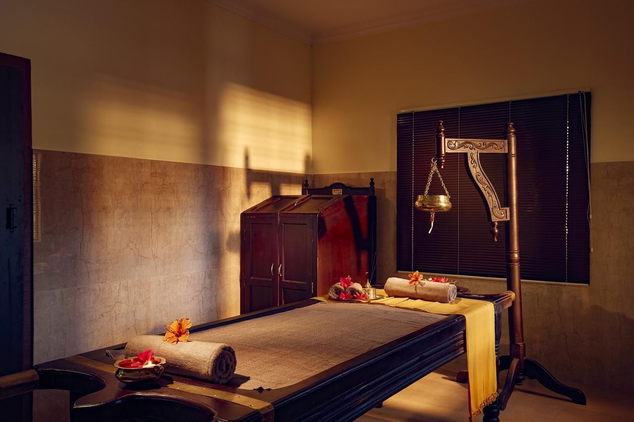 Sterling Anaikatti Hotel Varagampadi Buitenkant foto